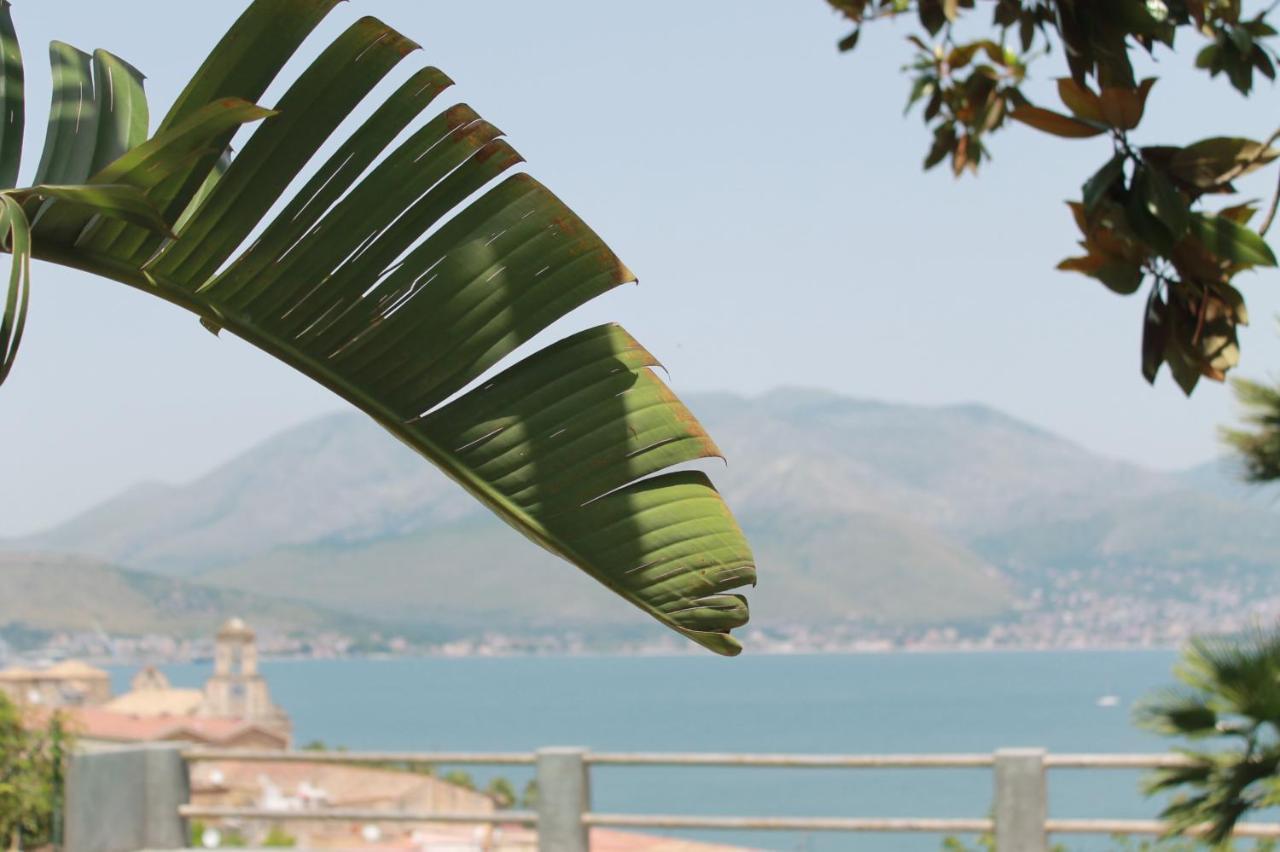 Clori Gaeta Hotel Luaran gambar